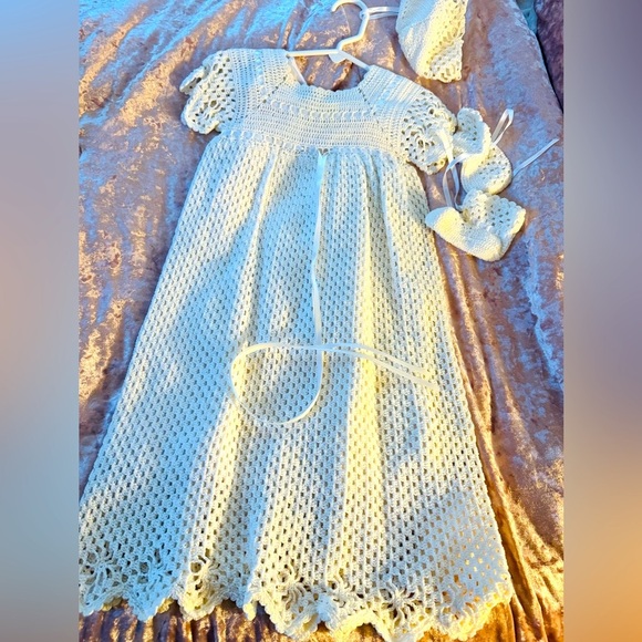 💥Handmade 3pc Christening Elegant Cream Crochet Set - Picture 1 of 10